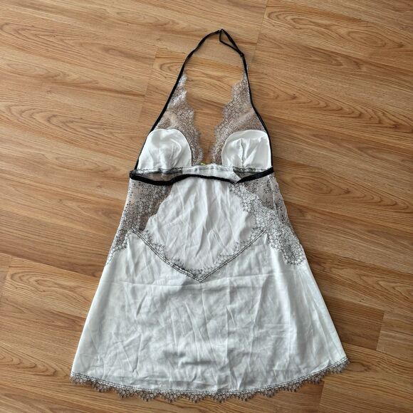 VICTORIAS SECRET Halter Babydoll Chemise White Black Lace Lingerie Sz Large NWOT - Picture 7 of 10